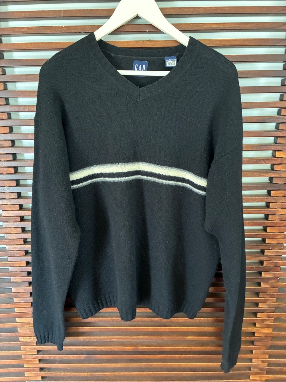 🎉NEW LISTING!🎉GAP Men's Black V-Neck Sweater with Cream Stripes